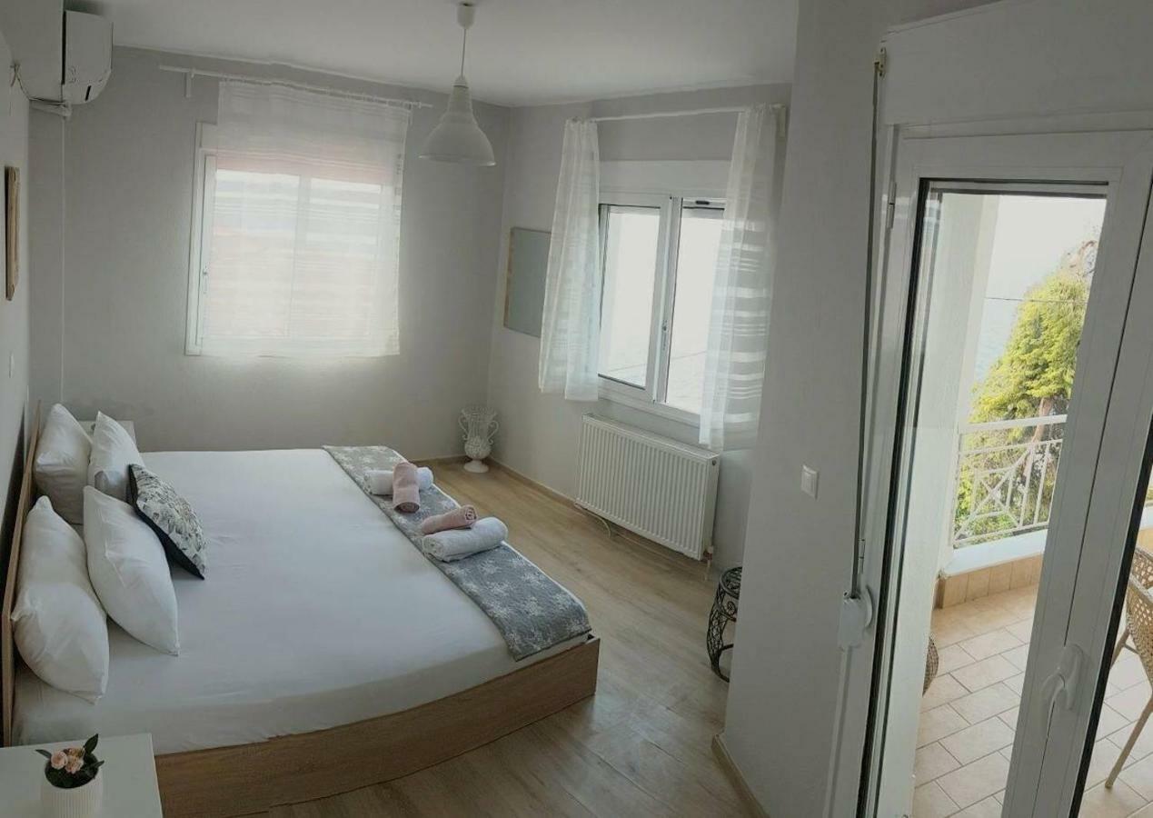 Anesis Seaview Apartment 2 Neos Marmaras Exteriör bild